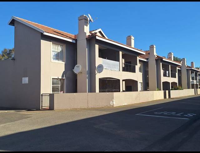 2 BEDROOM TOWNHOUSE FOR SALE IN BRENTHURST